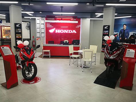 There's a new Honda 3S Shop in .